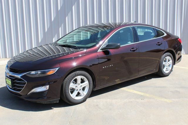 Used 2021 Chevrolet Malibu LS image 1