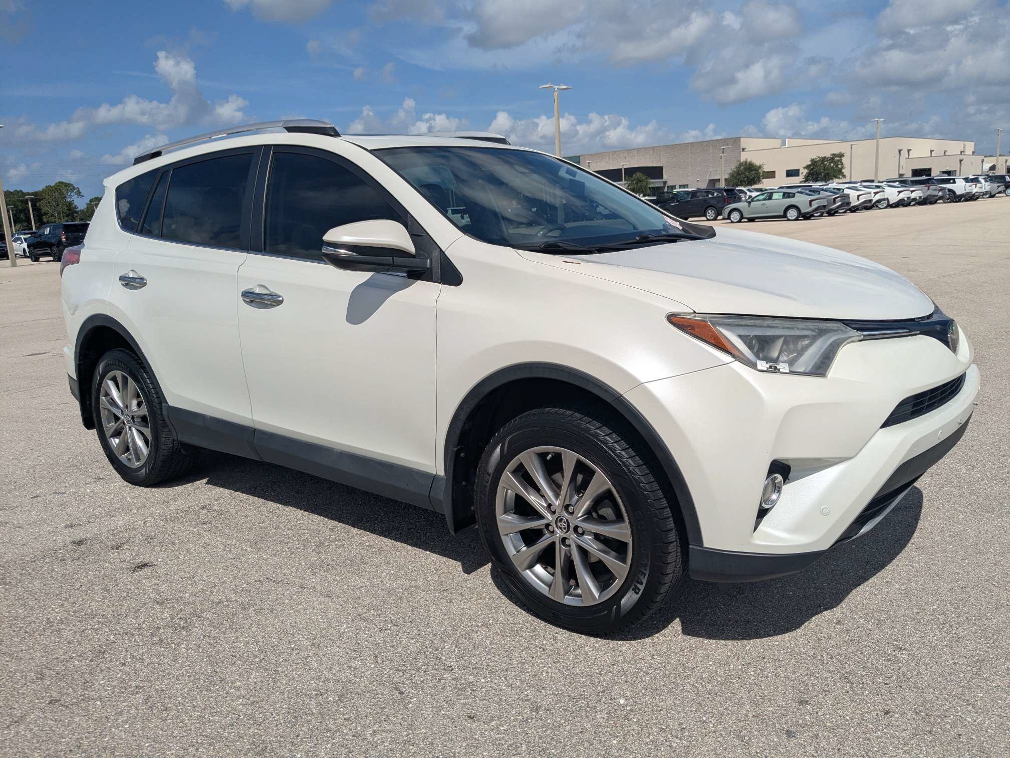 Used 2016 Toyota RAV4 Limited AWD/4WD image 2