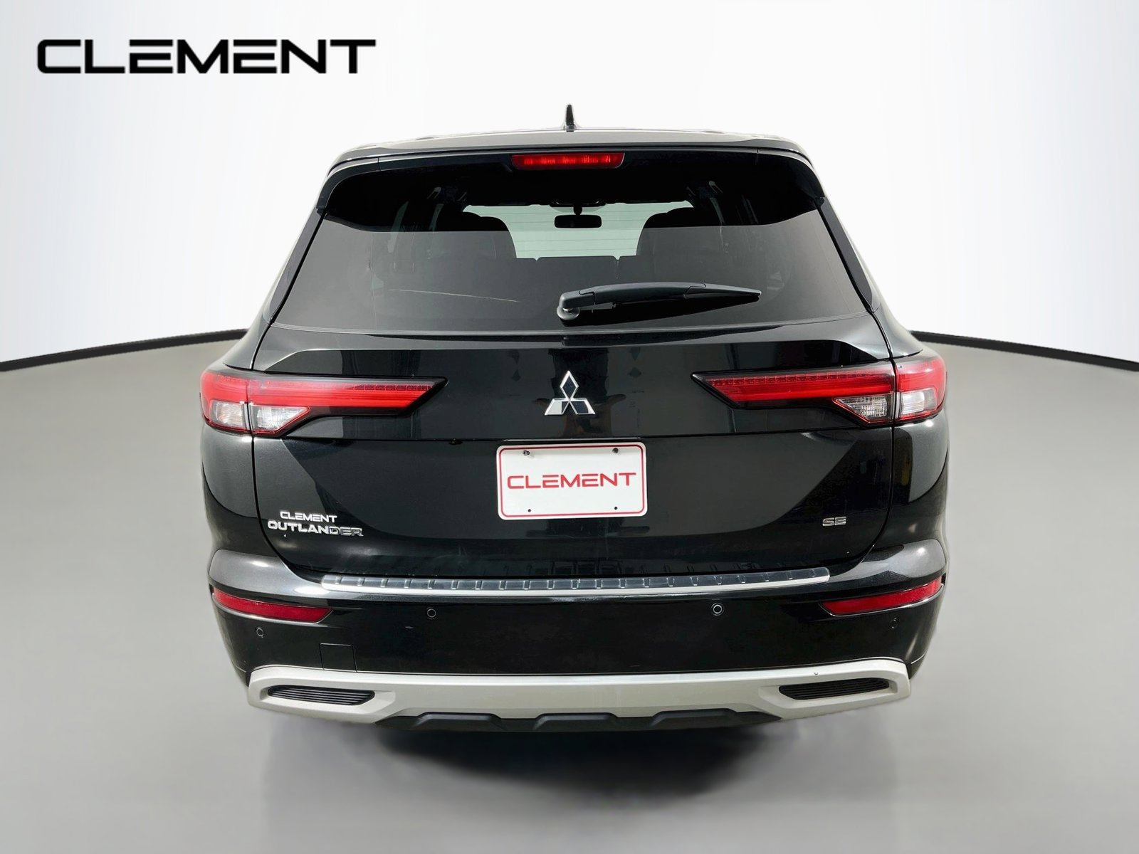 Used 2023 Mitsubishi Outlander SE AWD/4WD image 7