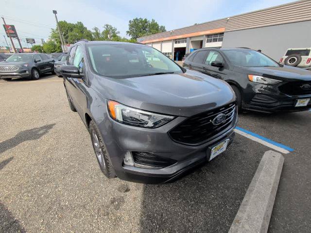 Certified 2022 Ford Edge SEL w/ Sport Appearance Package AWD/4WD image 1