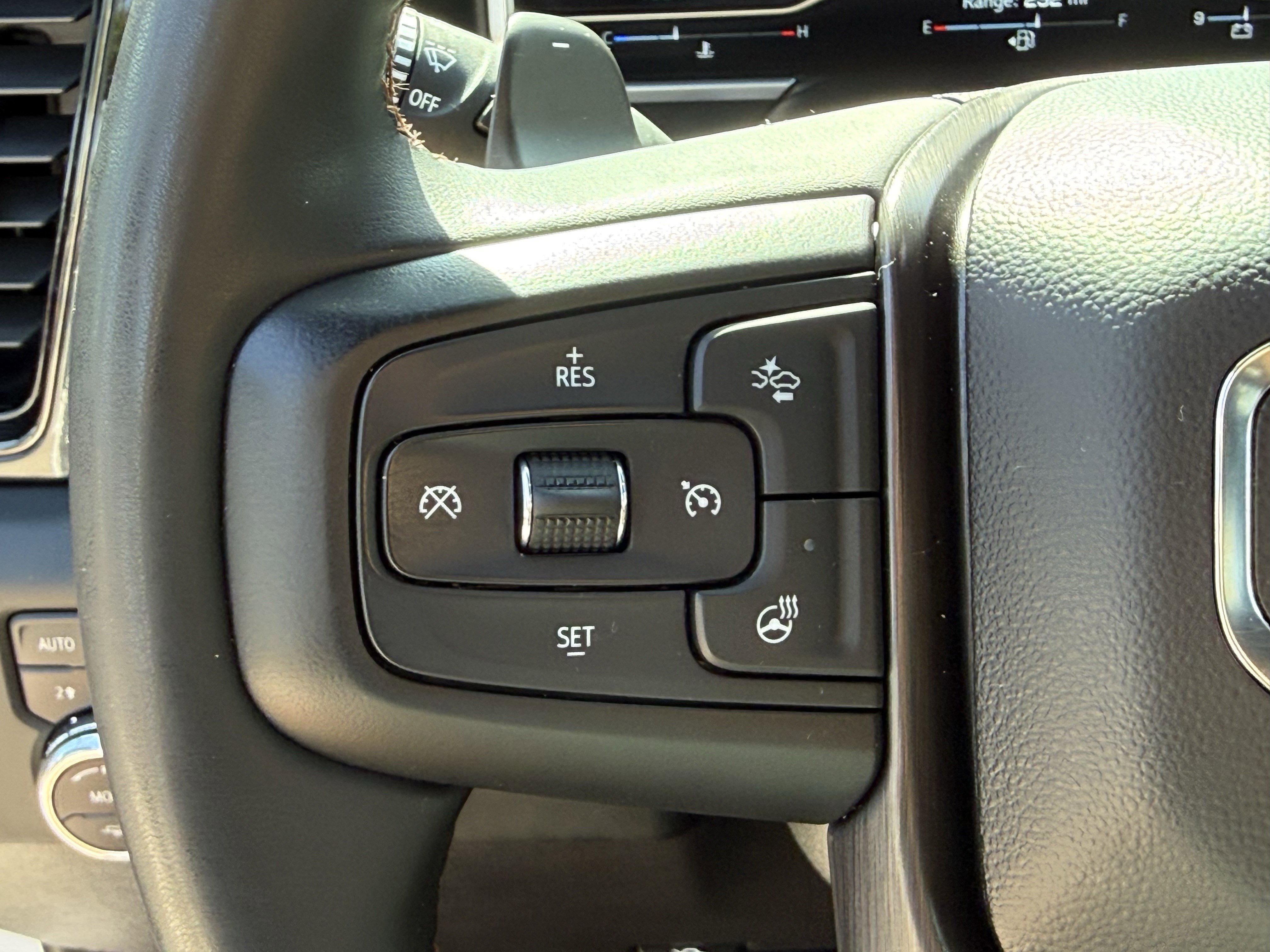 Used 2023 GMC Sierra 1500 AT4 w/ AT4 Premium Package AWD/4WD image 16