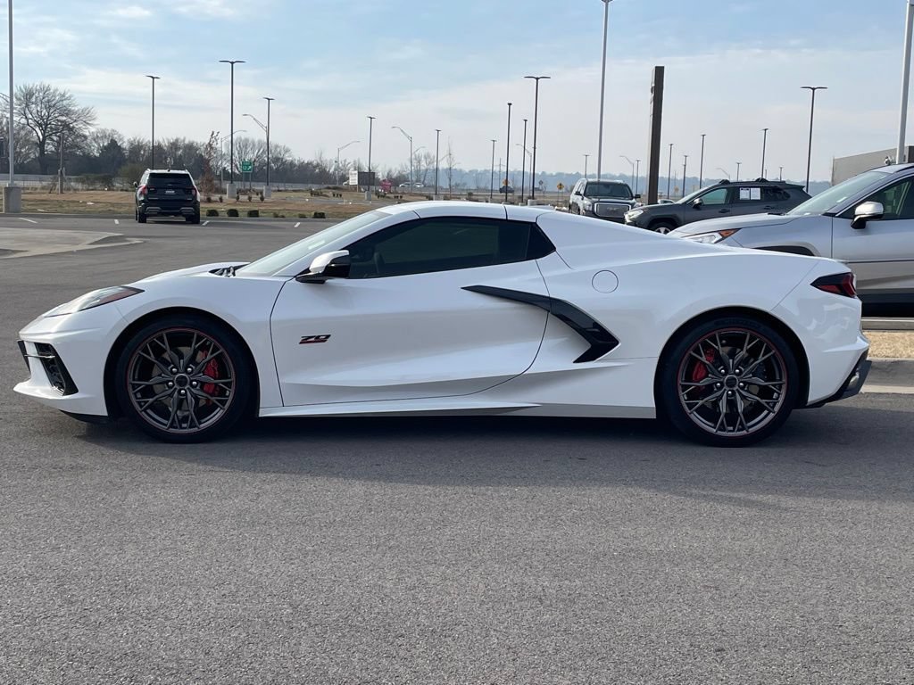 Used 2023 Chevrolet Corvette Stingray Premium Conv RWD image 4