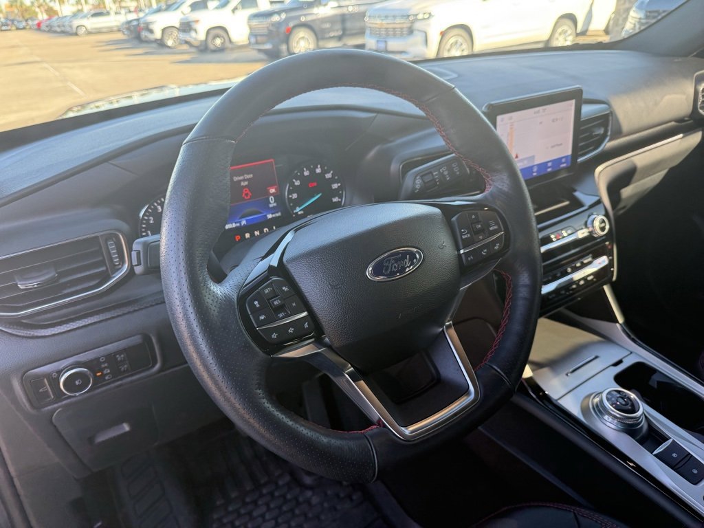 Used 2023 Ford Explorer ST-Line w/ Class IV Trailer Tow Package image 23