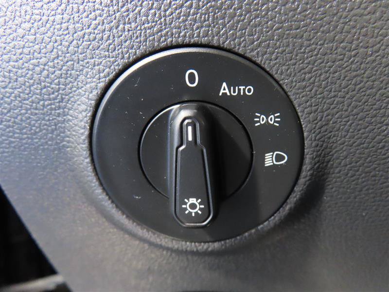 Used 2022 Volkswagen Taos SE AWD/4WD image 18