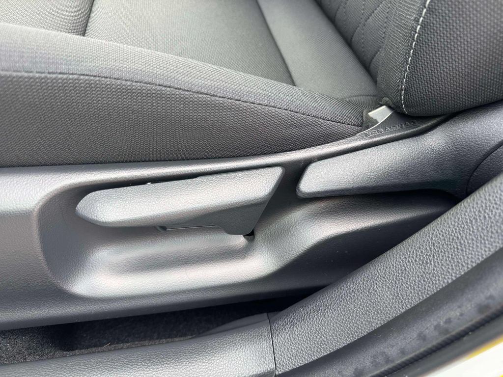 Used 2026 Toyota Corolla LE FWD image 17