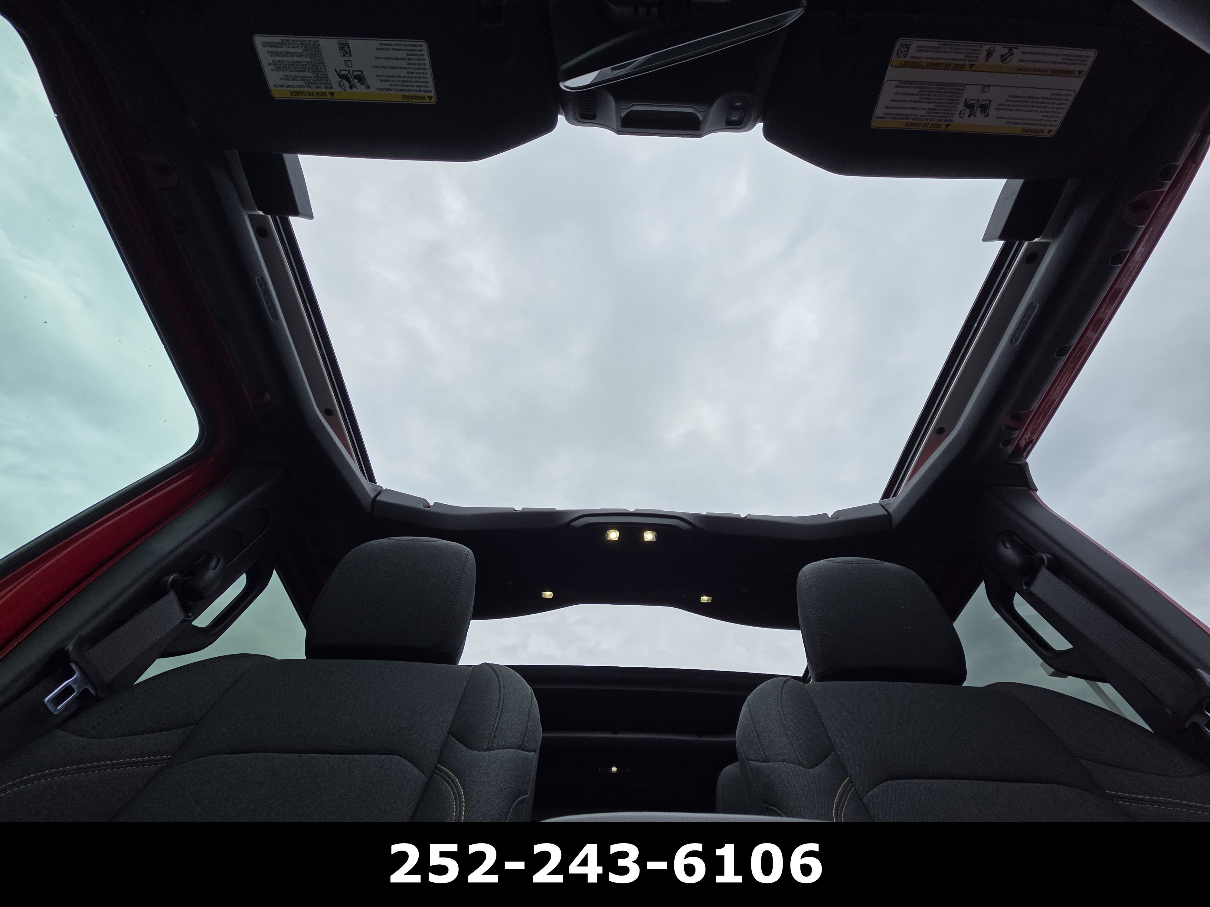 Used 2025 Jeep Wrangler Sahara w/ Safety Group image 11