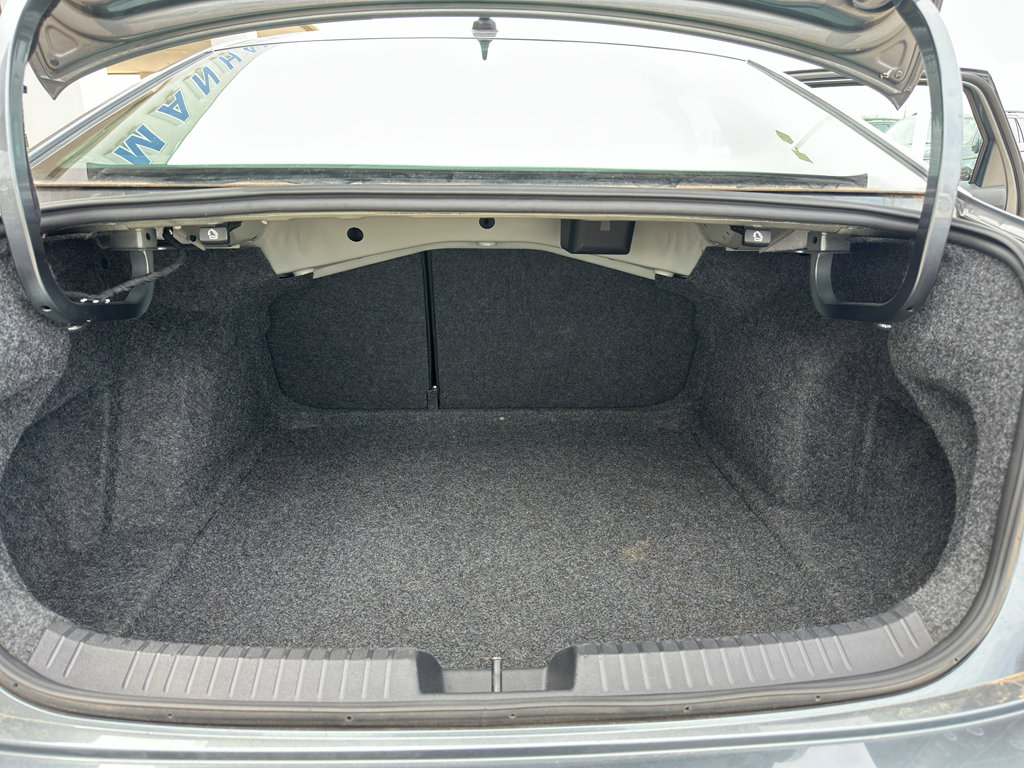 Used 2024 Volkswagen Jetta S image 29