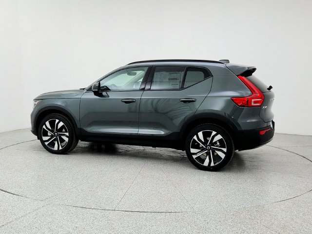 New 2026 Volvo XC40 B5 Ultra w/ Climate Package AWD/4WD image 7