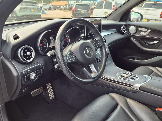 Used 2018 Mercedes-Benz GLC 300 4MATIC image 12