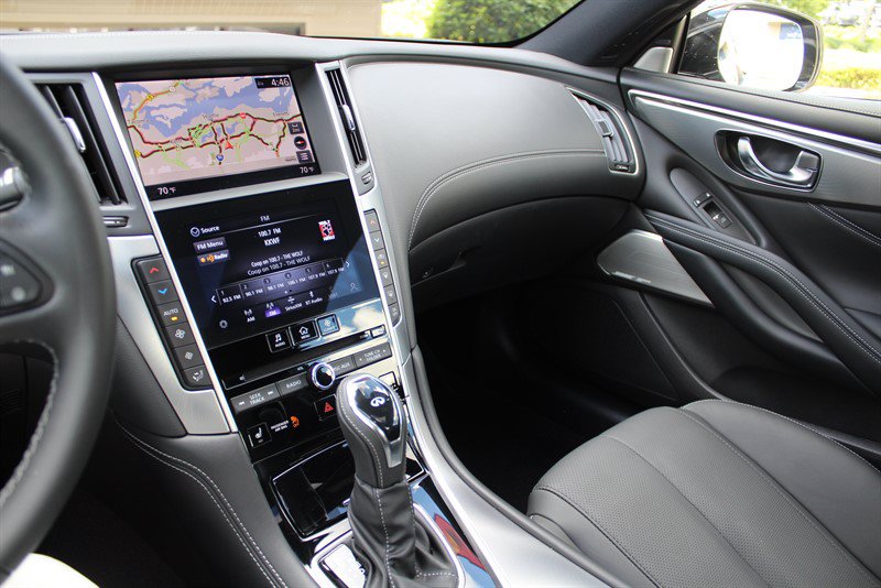 Used 2021 INFINITI Q60 3.0t Luxe w/ Essential Package AWD/4WD image 17