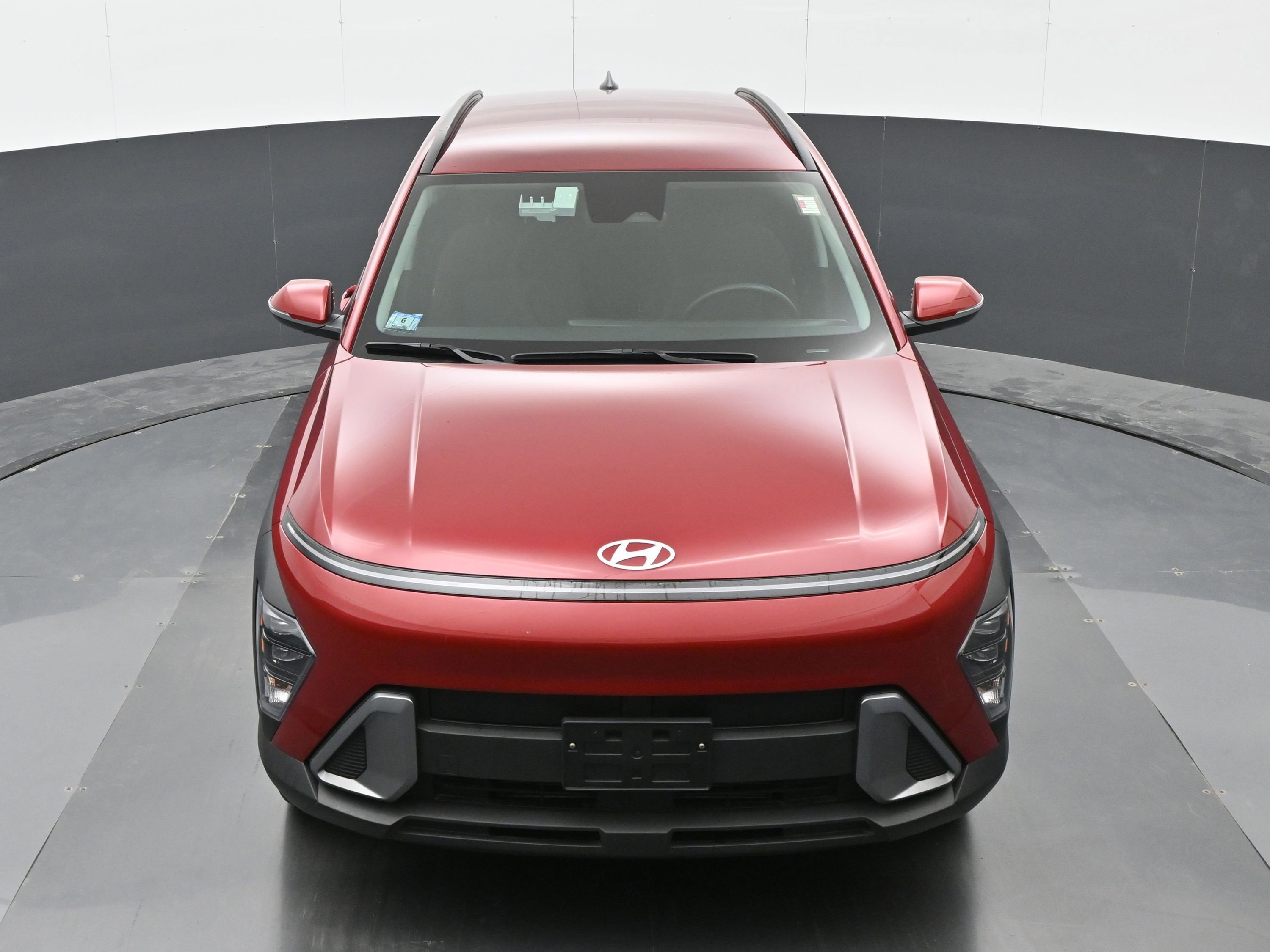 Certified 2025 Hyundai Kona SEL image 30