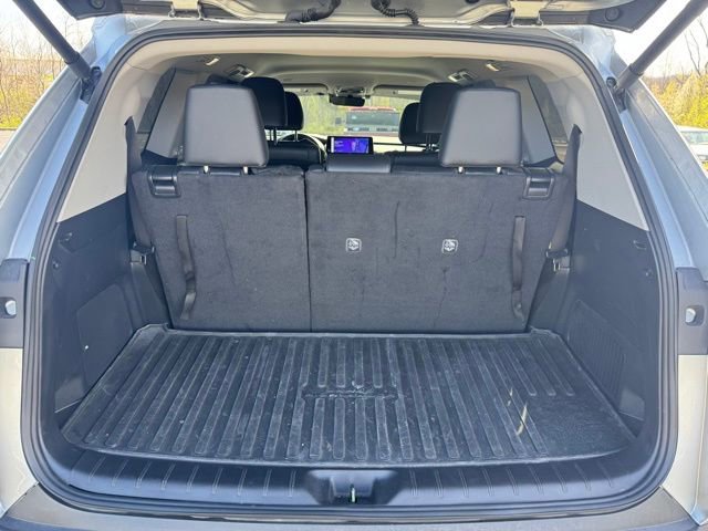Used 2024 Toyota Grand Highlander Limited image 8