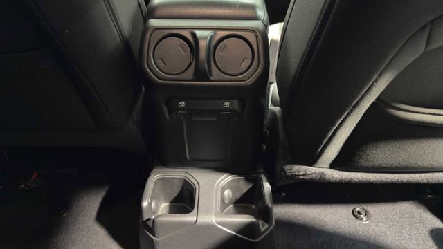 Used 2021 Jeep Wrangler Unlimited Sport image 15