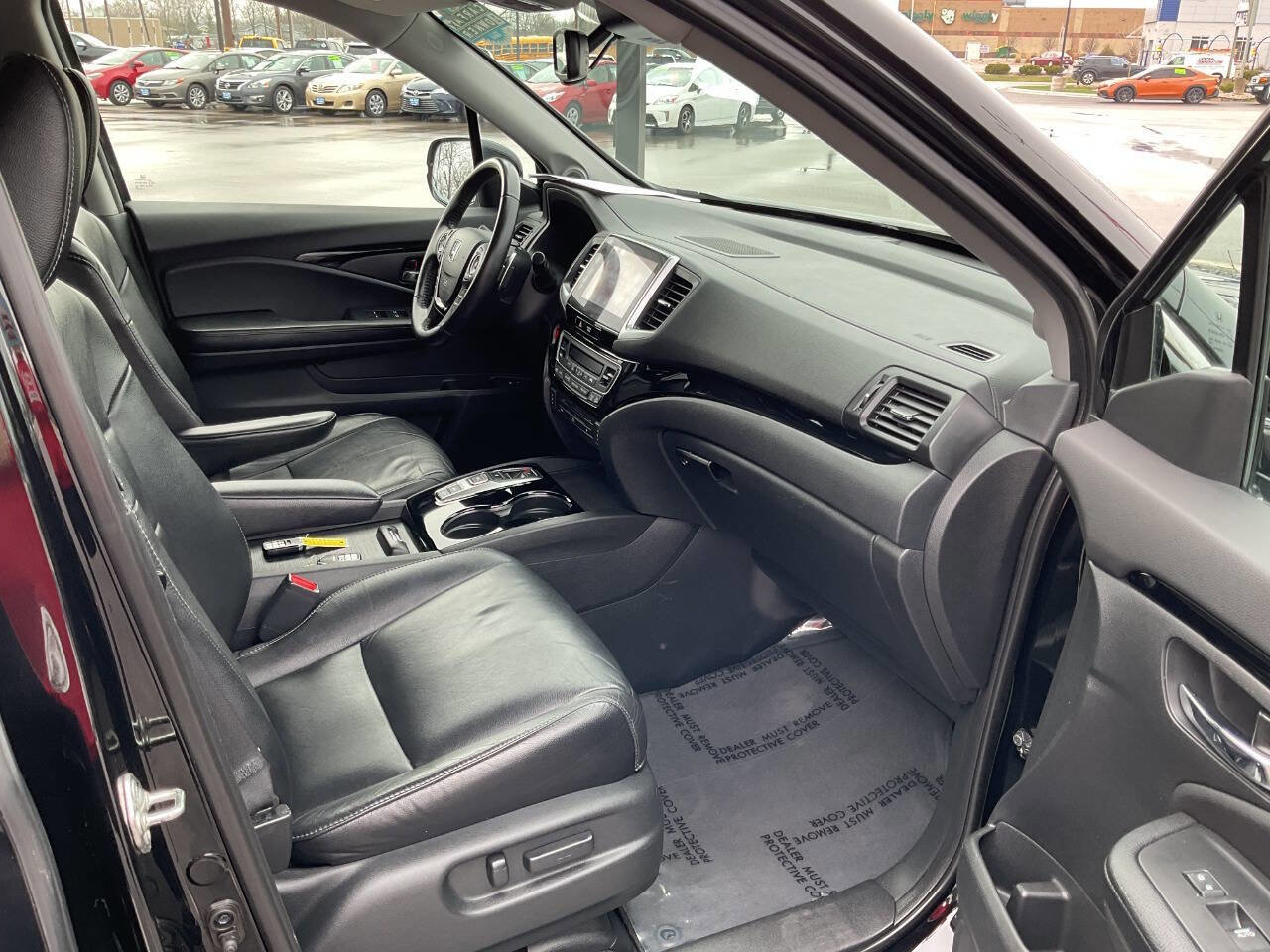 Used 2016 Honda Pilot Touring image 47