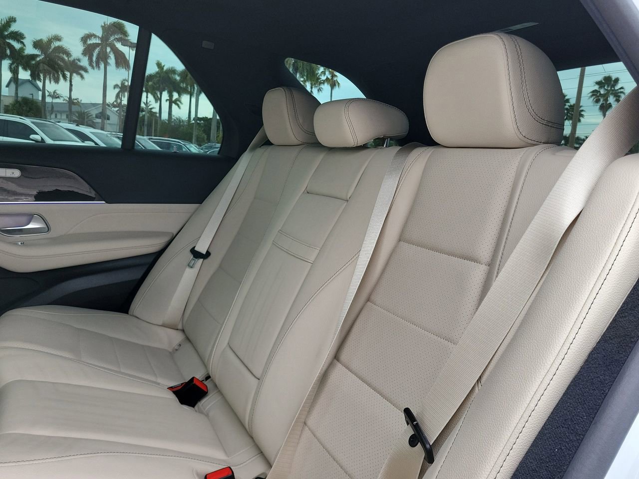 Certified 2025 Mercedes-Benz GLE 450e 4MATIC image 14