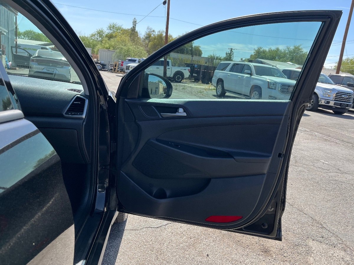 Used 2017 Hyundai Tucson Value FWD image 38