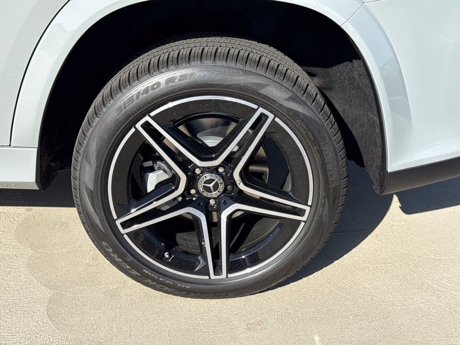 New 2027 Mercedes-Benz GLS 450 4MATIC image 14