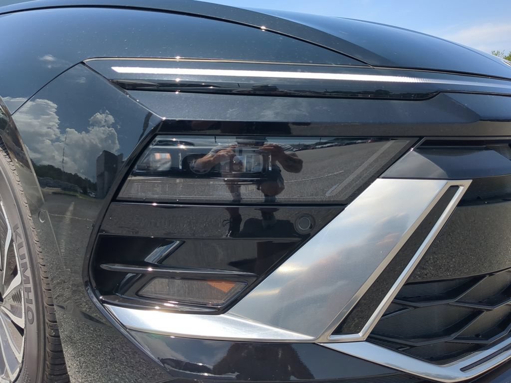 New 2025 Hyundai Sonata Limited FWD image 18