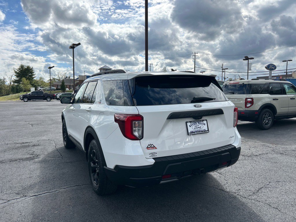 Used 2022 Ford Explorer Timberline image 12