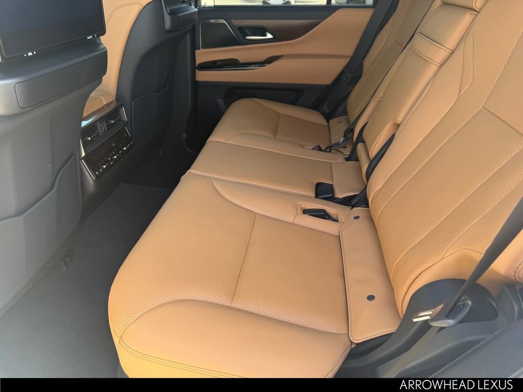 New 2026 Lexus LX 600 4WD w/ Luxury Package image 24