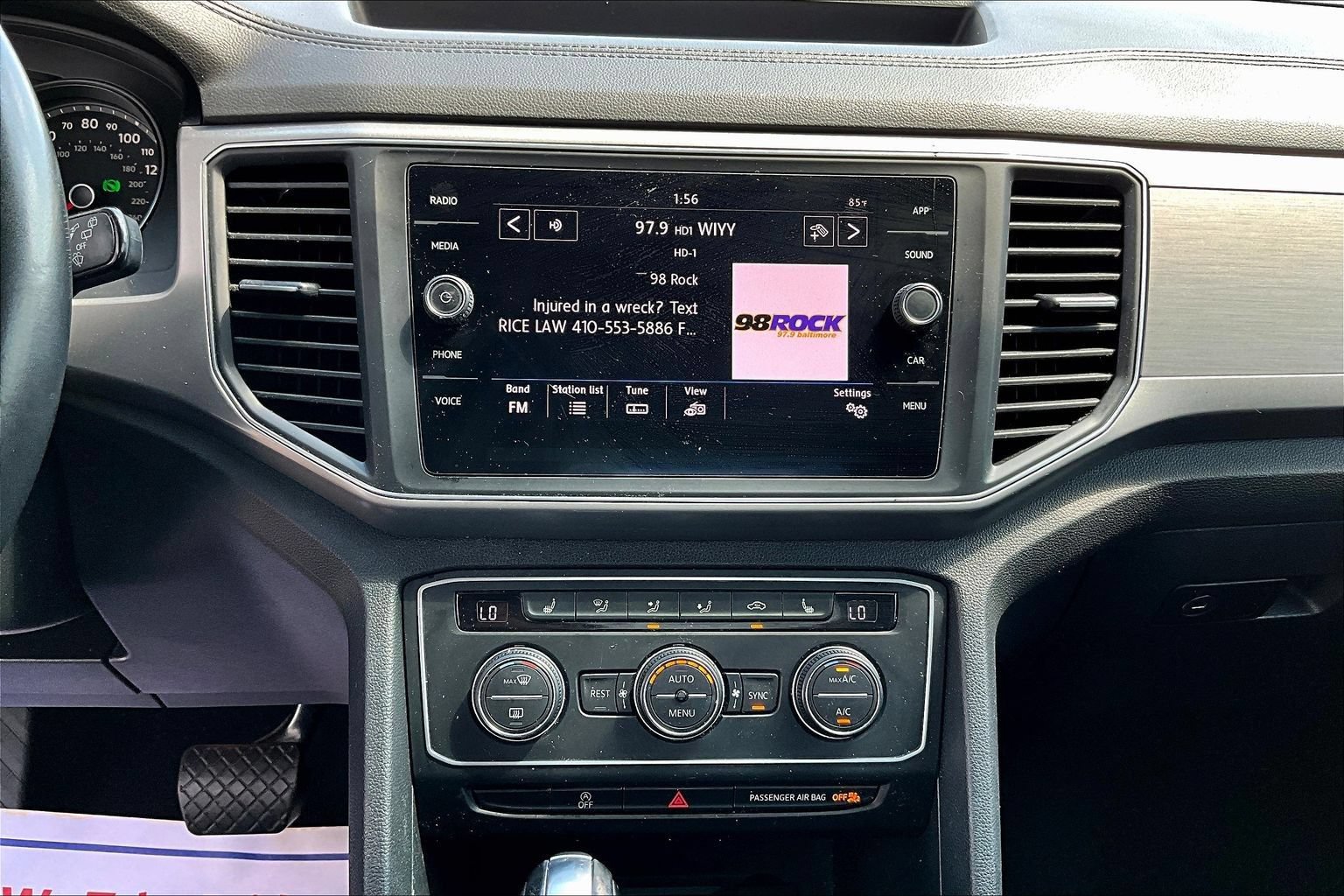 Used 2019 Volkswagen Atlas SE w/ Towing Package FWD image 11