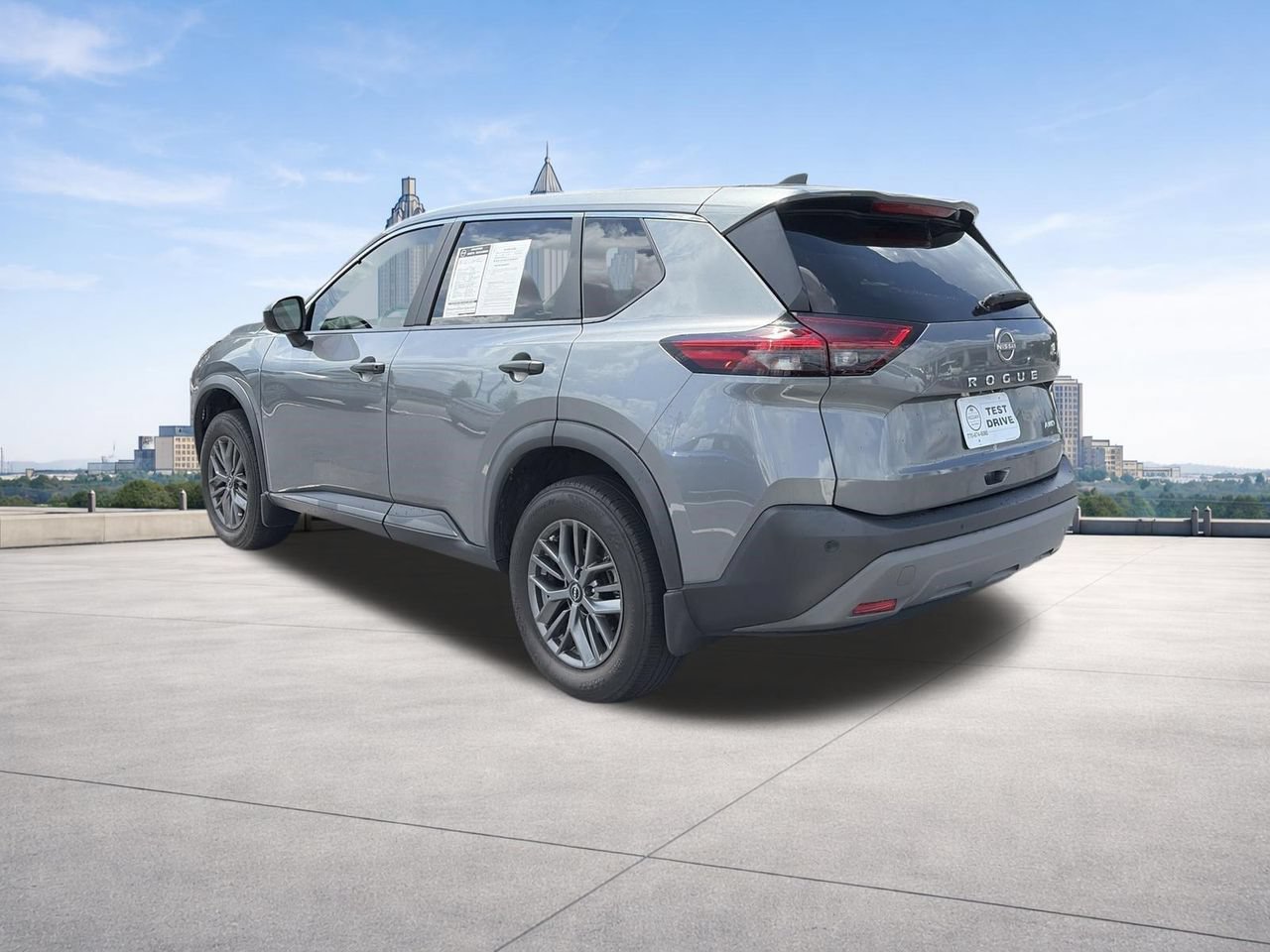 Used 2023 Nissan Rogue S AWD/4WD image 3
