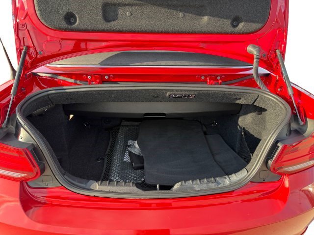 Used 2018 BMW 230i Convertible RWD image 18