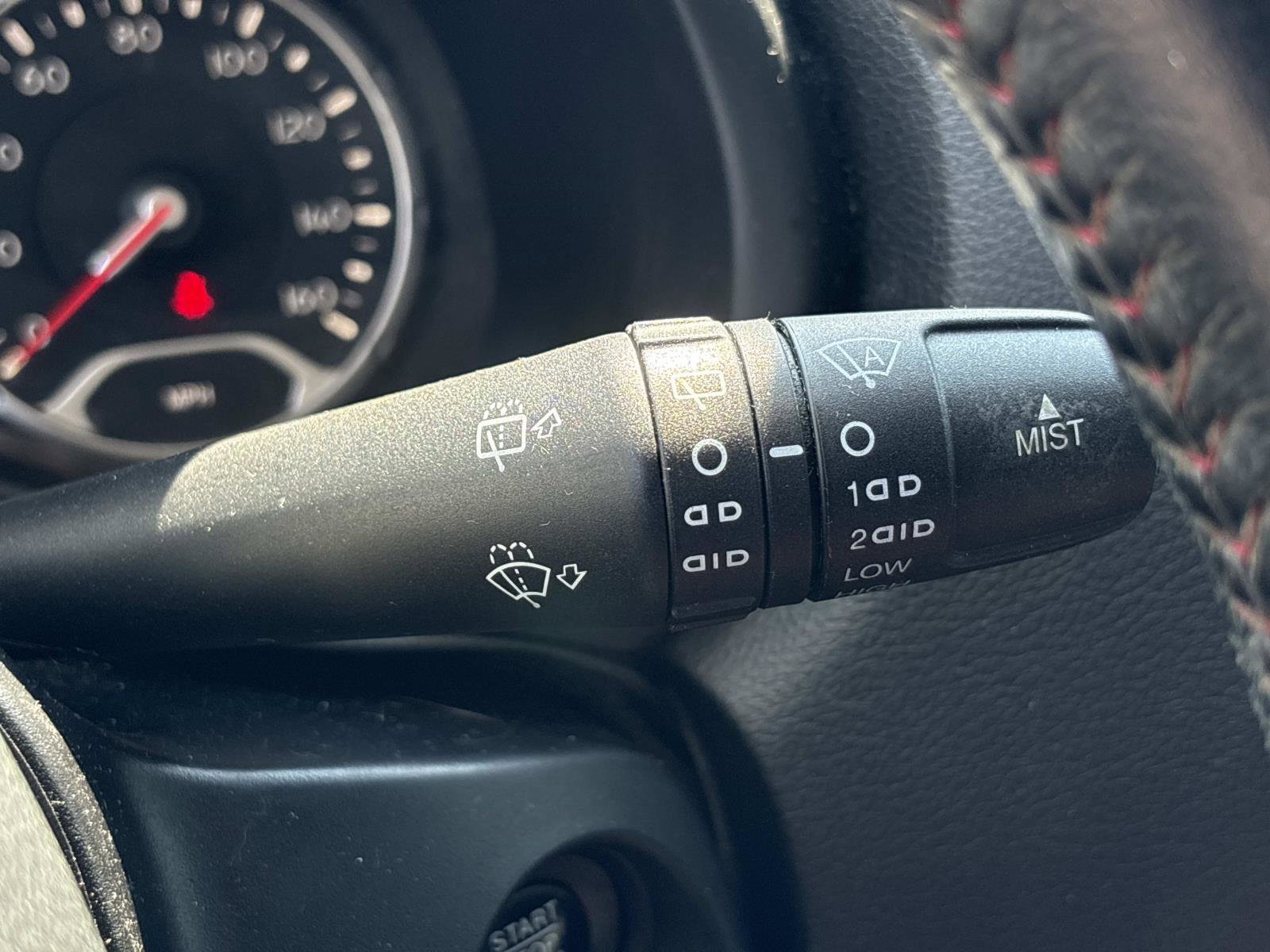 Used 2016 Jeep Renegade Trailhawk w/ Popular Equipment Group image 21