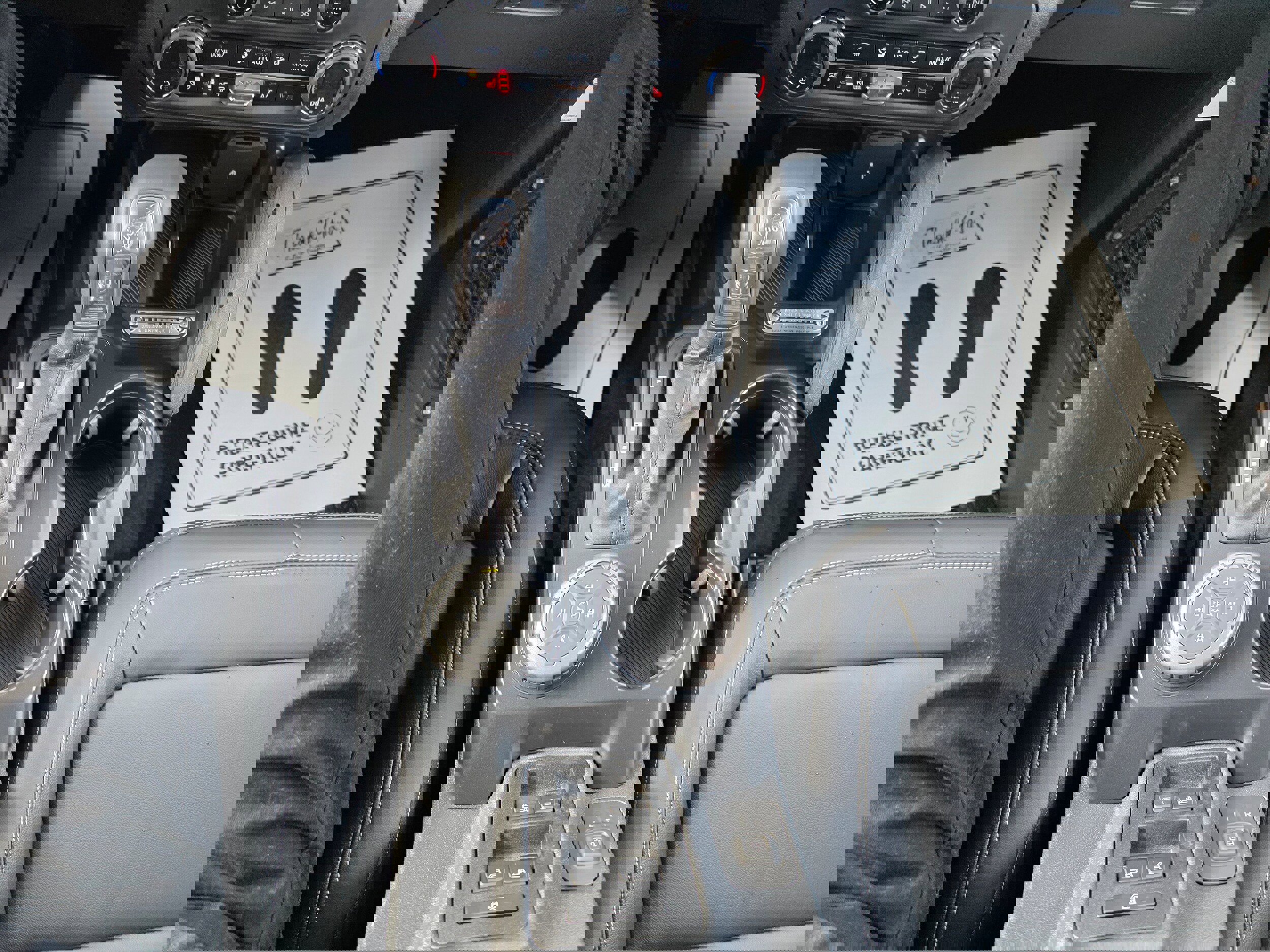 New 2025 Ford Bronco Outer Banks w/ Sasquatch Package image 20