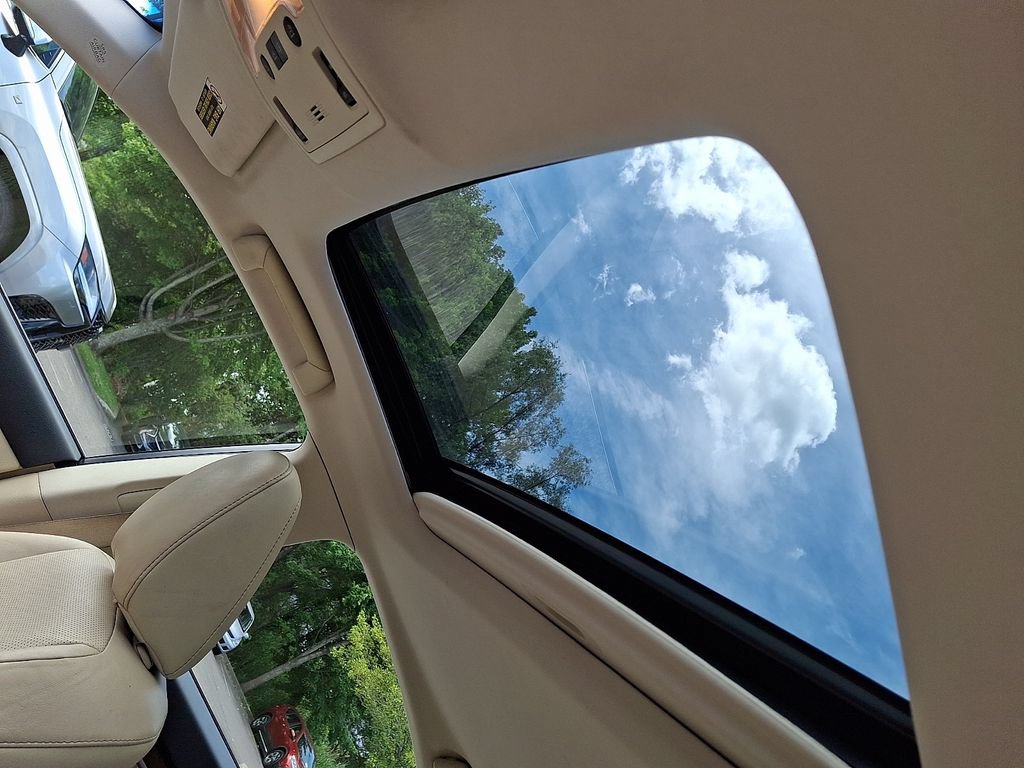 Used 2015 Lexus ES 350 w/ Luxury Package FWD image 14