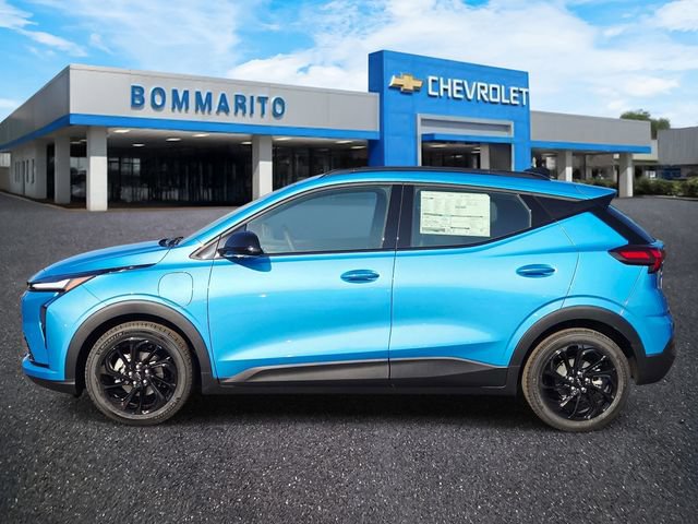 New 2027 Chevrolet Bolt RS w/ Technology Package FWD image 2