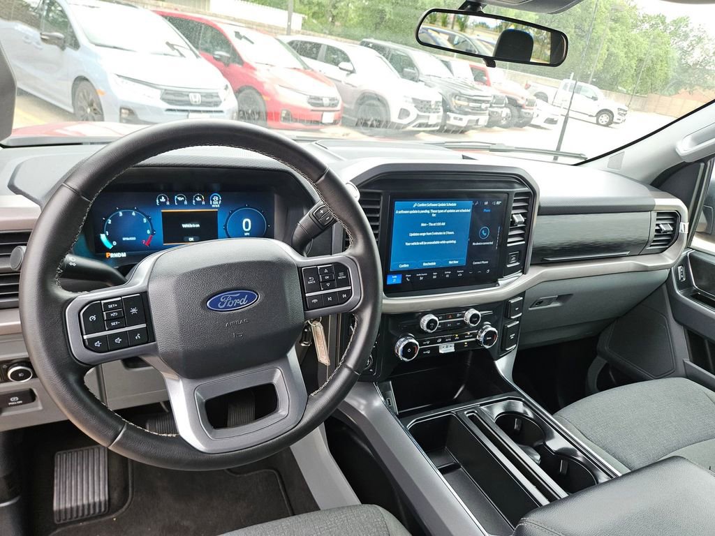 Used 2025 Ford F150 XLT w/ Equipment Group 301A Standard AWD/4WD image 16