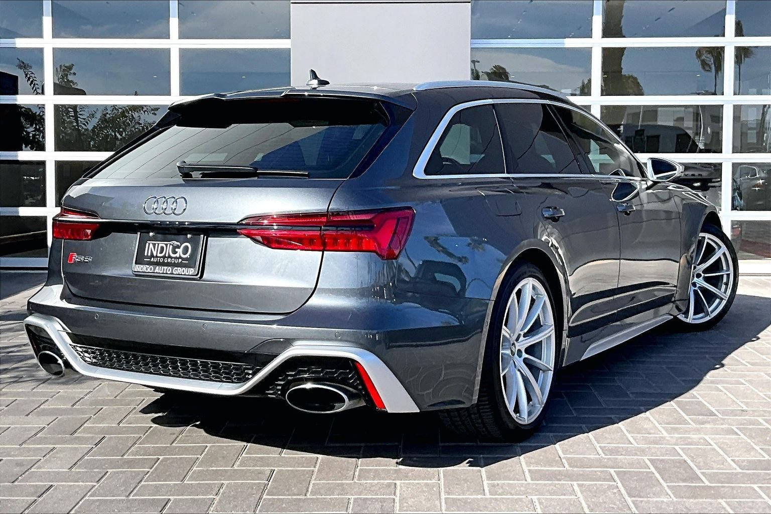 Used 2023 Audi RS 6 AWD/4WD image 13
