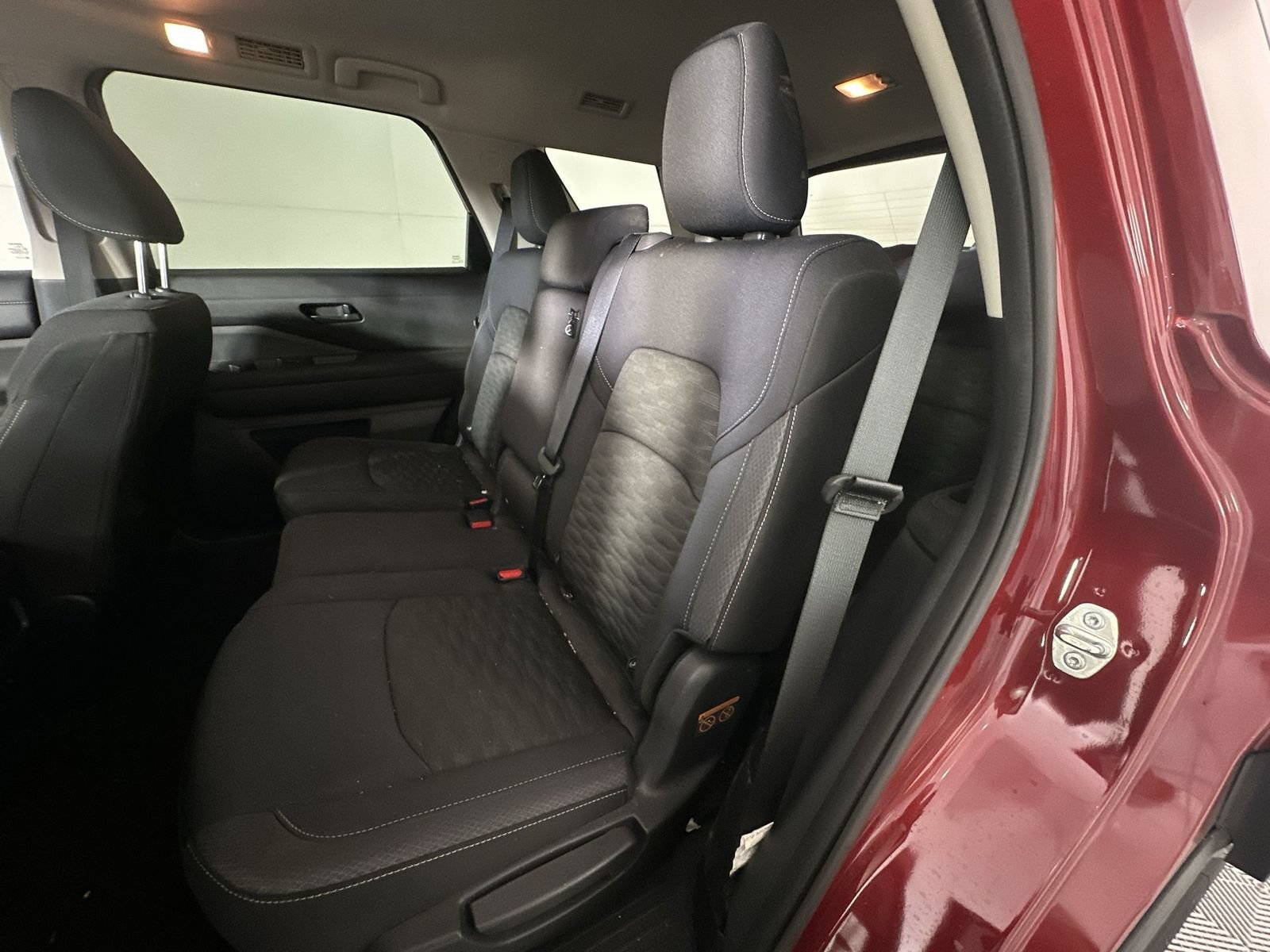 Certified 2024 Nissan Pathfinder SV FWD image 20