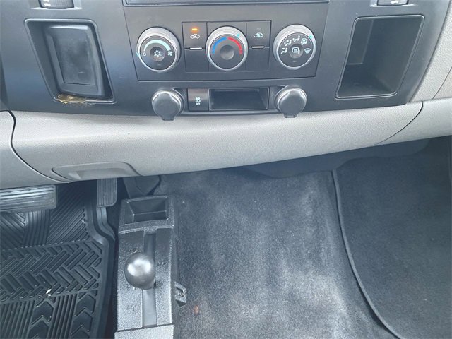 Used 2013 Chevrolet Silverado 2500 W/T w/ Snow Plow Prep Package image 15