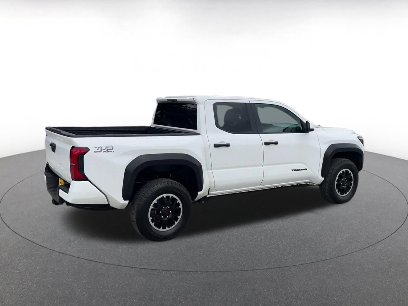Used 2025 Toyota Tacoma TRD Off-Road AWD/4WD image 15