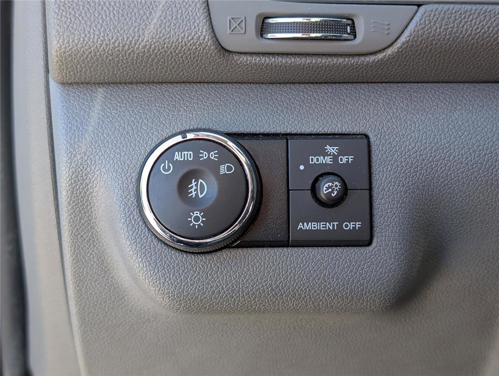 Used 2017 Chevrolet Traverse LT w/ Style and Technology Package image 20