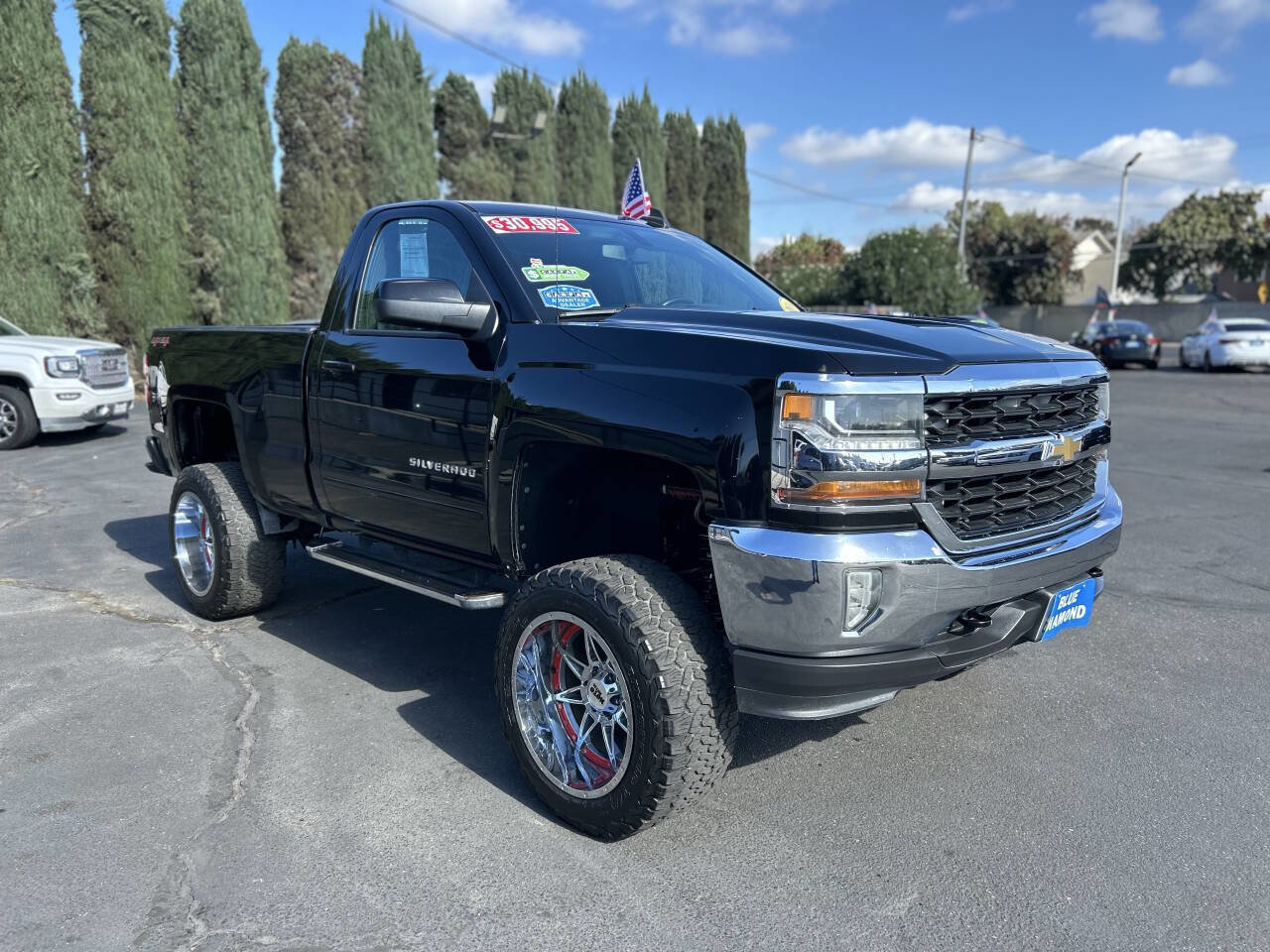 Used 2016 Chevrolet Silverado 1500 LT w/ LT Convenience Package image 2
