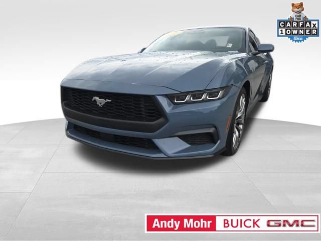 Used 2025 Ford Mustang Premium RWD image 7