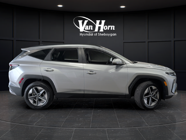 Used 2025 Hyundai Tucson SEL AWD/4WD image 8