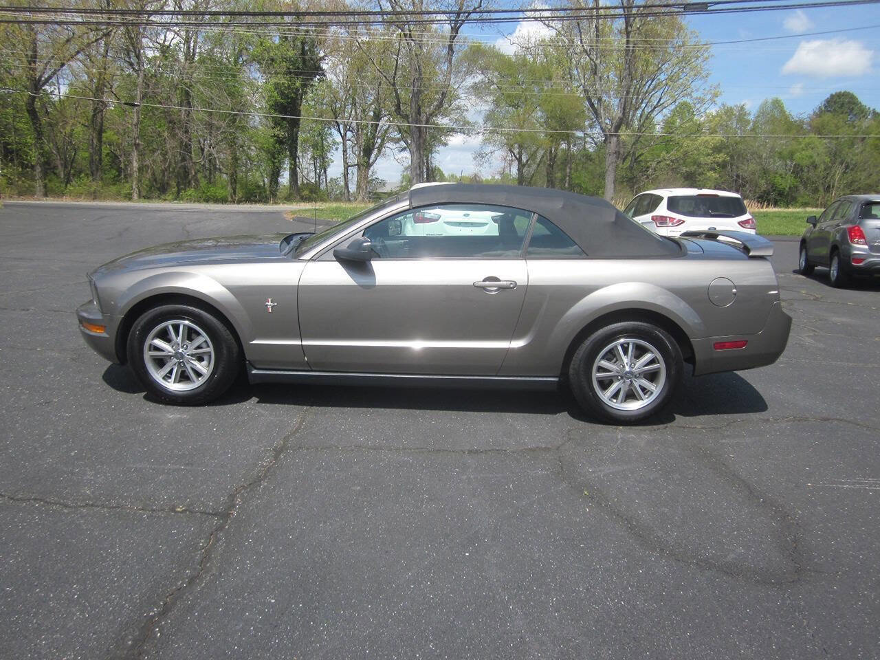 Used 2005 Ford Mustang Premium