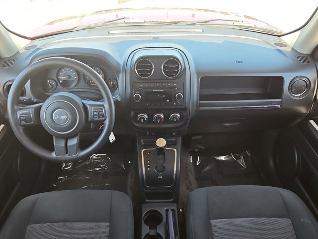 Used 2014 Jeep Patriot Sport w/ Power Value Group AWD/4WD image 17