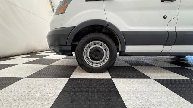 Used 2018 Ford Transit 250 148 Low Roof RWD image 9