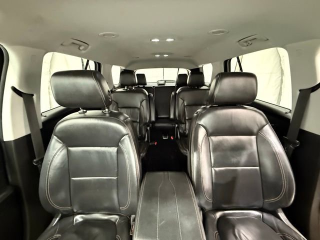 Used 2021 Chevrolet Traverse RS image 34