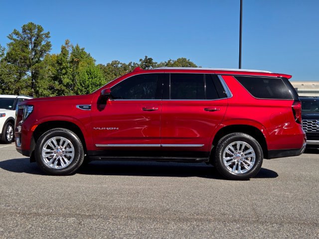 Used 2024 GMC Yukon SLT w/ SLT Premium Package RWD image 2