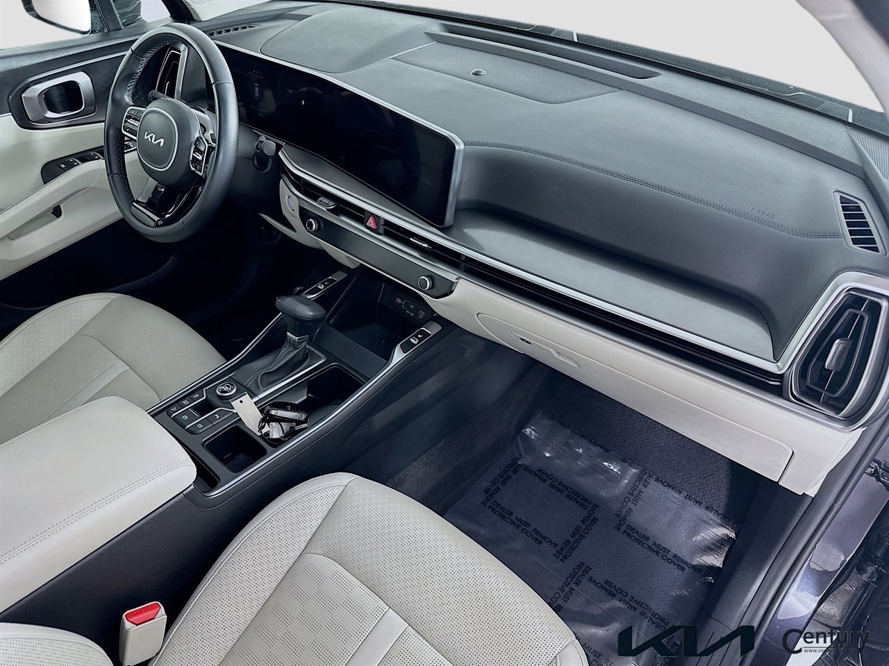 Certified 2025 Kia Sorento EX w/ Panoramic Sunroof Package image 29