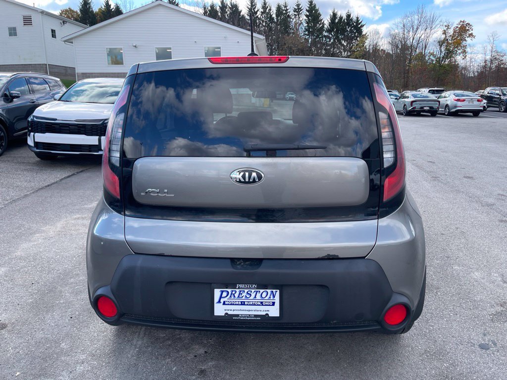 Used 2014 Kia Soul FWD image 2