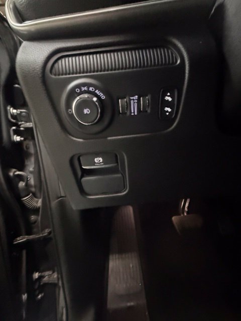 Used 2024 Jeep Wagoneer Series II AWD/4WD image 24