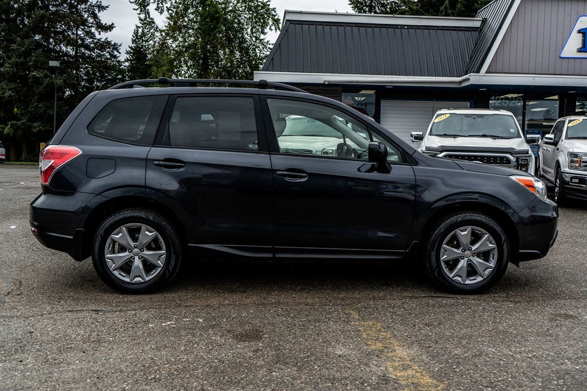 Used 2016 Subaru Forester 2.5i Premium w/ All-Weather Package AWD/4WD image 19