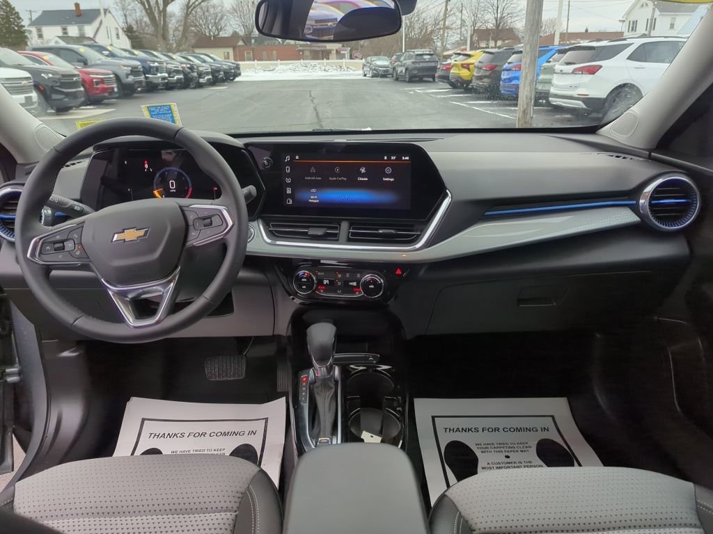 Certified 2024 Chevrolet Trax LT w/ Driver Confidence Package image 27